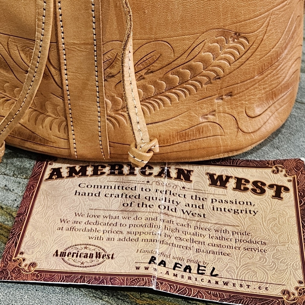 American West Tooled Leather Drawstring Bucket Bag Crossbody Tan NWOT - Picture 8 of 12